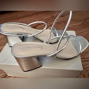 Marc Fisher Size 8.5 Silver block heel sandal